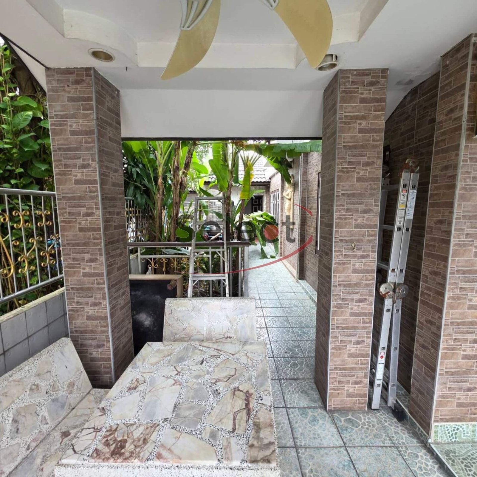 Spacious 2-Storey Detached House – Prime Soi Noen Plub Wan Location SST2601152 – select property pattaya (8) Spacious 2-Storey Detached House - Prime Soi Noen Plub Wan Location SST2601152 - select property pattaya