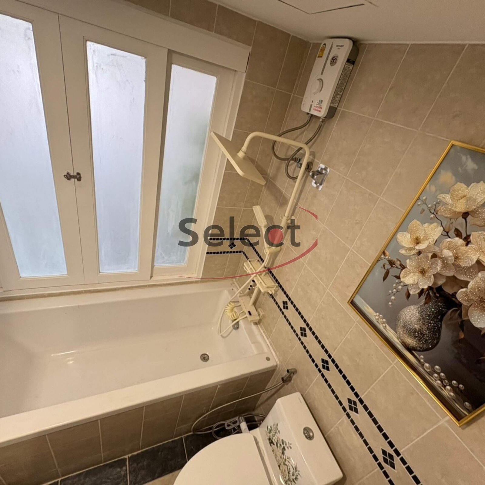 Spacious 3-Bedroom Family Residence at Royal Hill Resort – Thappraya Road RS260299 - select property pattaya