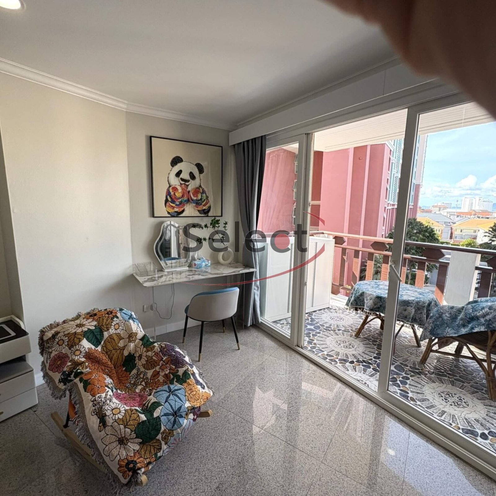 Spacious 3-Bedroom Family Residence at Royal Hill Resort – Thappraya Road RS260299 - select property pattaya