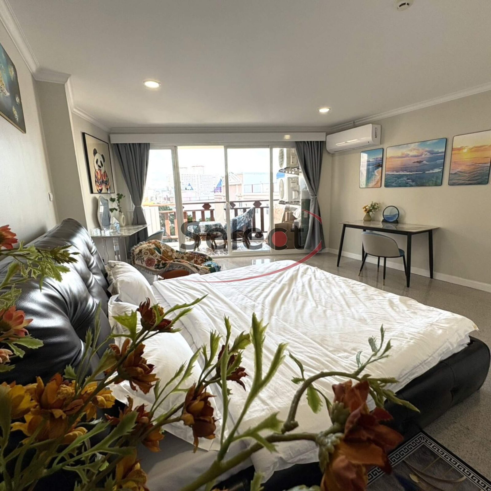 Spacious 3-Bedroom Family Residence at Royal Hill Resort – Thappraya Road RS260299 - select property pattaya