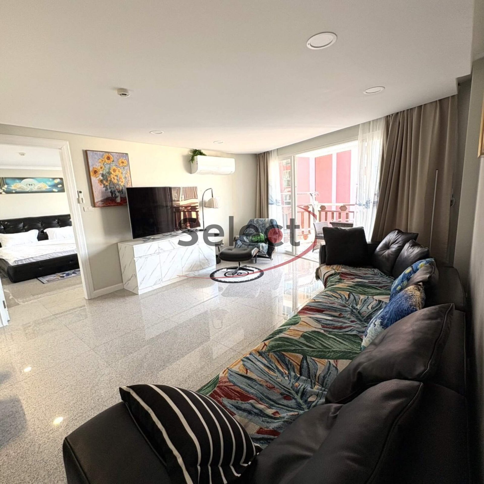 Spacious 3-Bedroom Family Residence at Royal Hill Resort – Thappraya Road RS260299 - select property pattaya