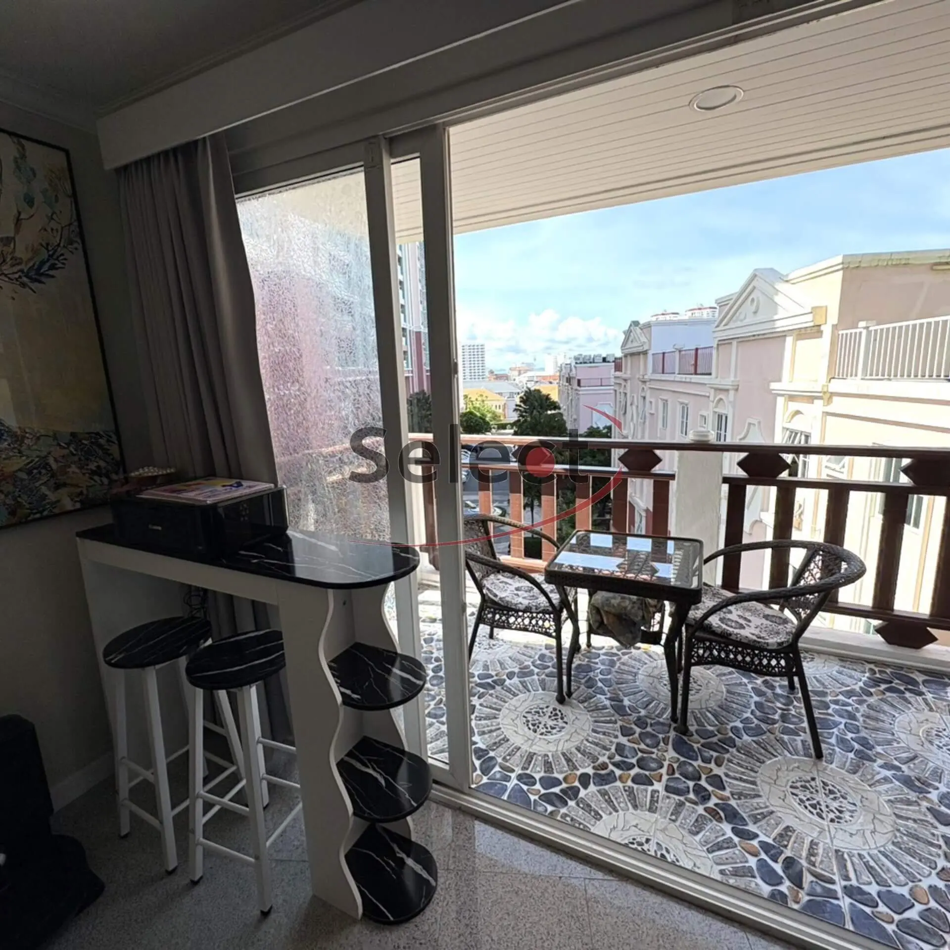 Spacious 3-Bedroom Family Residence at Royal Hill Resort – Thappraya Road RS260299 - select property pattaya