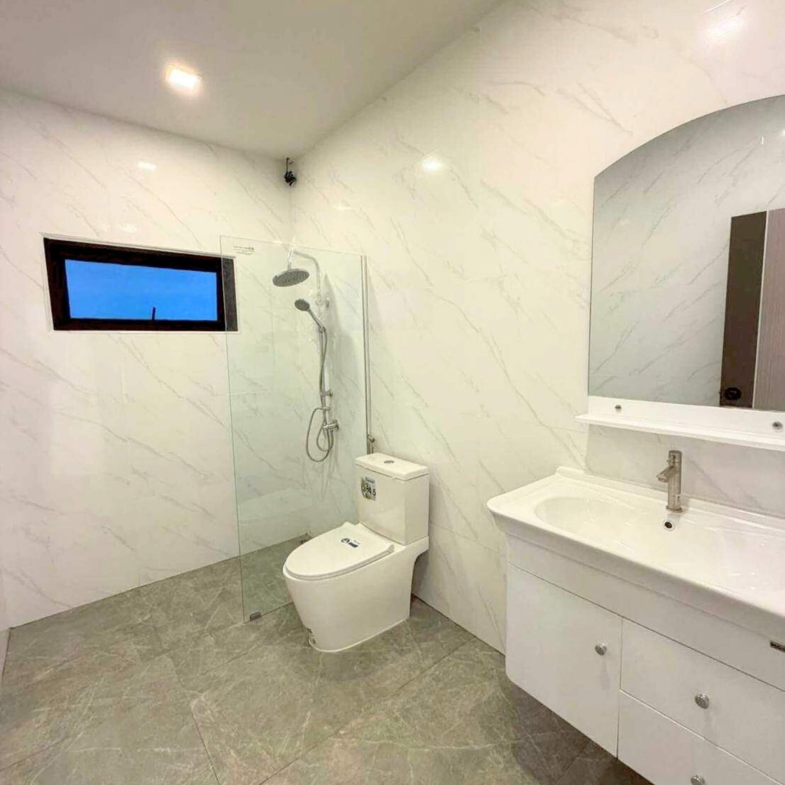 Spacious 3-Storey Townhouse in Thappraya Soi 15 Ideal Business or Residential Opportunity SST2512121 – select property pattaya (9)