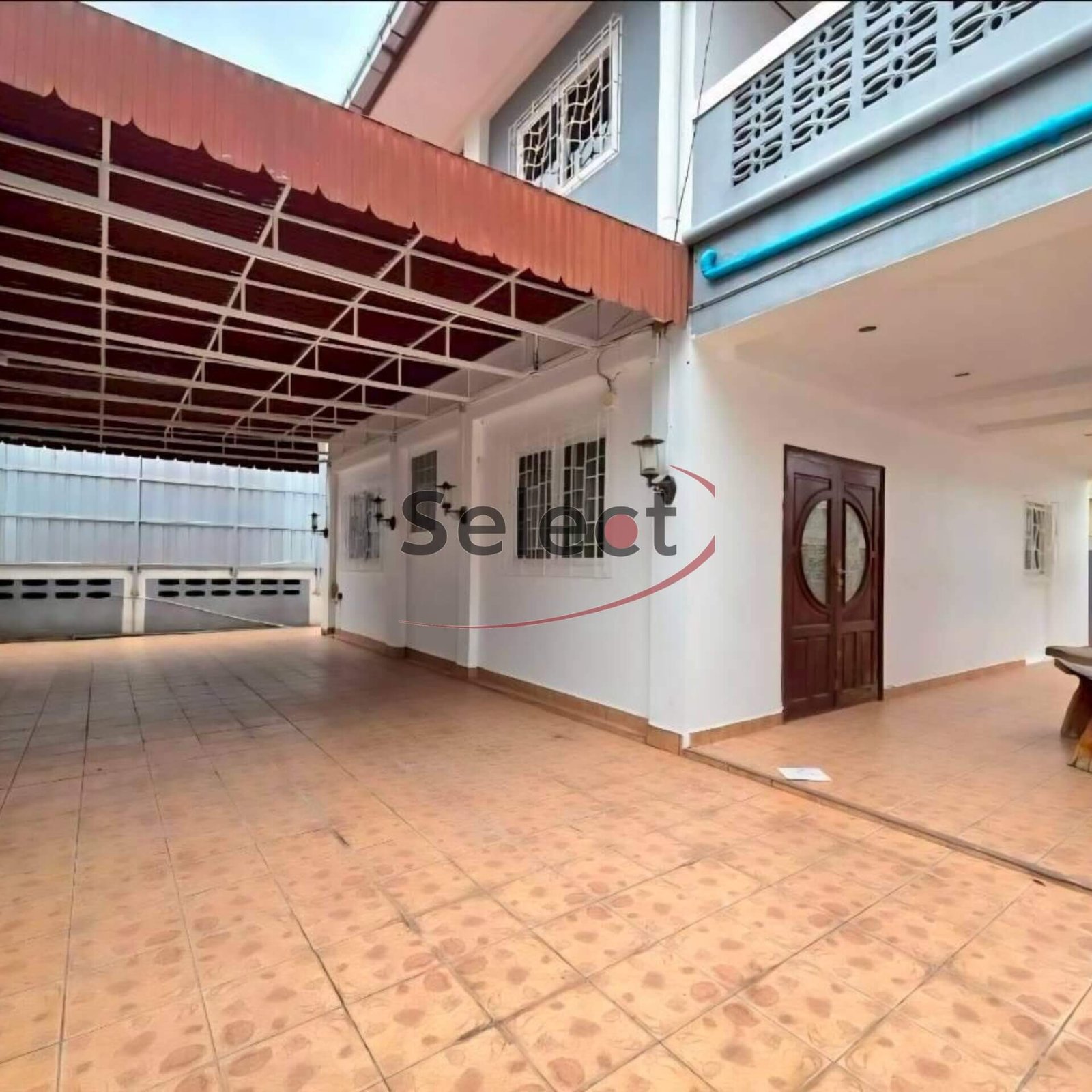 Spacious 4-Bedroom Pet-Friendly House in Central Pattaya RS260292 - select property pattaya