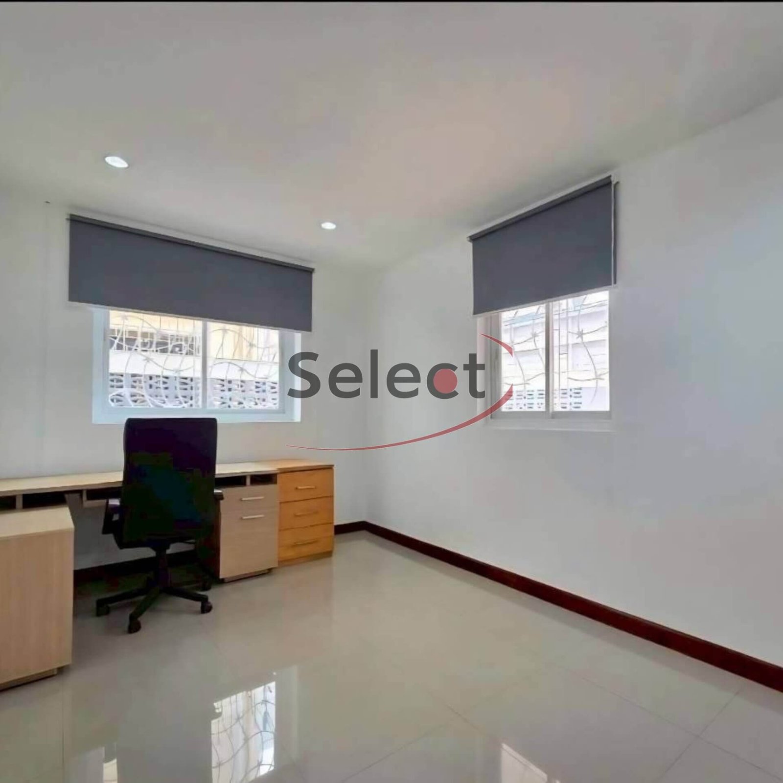 Spacious 4-Bedroom Pet-Friendly House in Central Pattaya RS260292 - select property pattaya