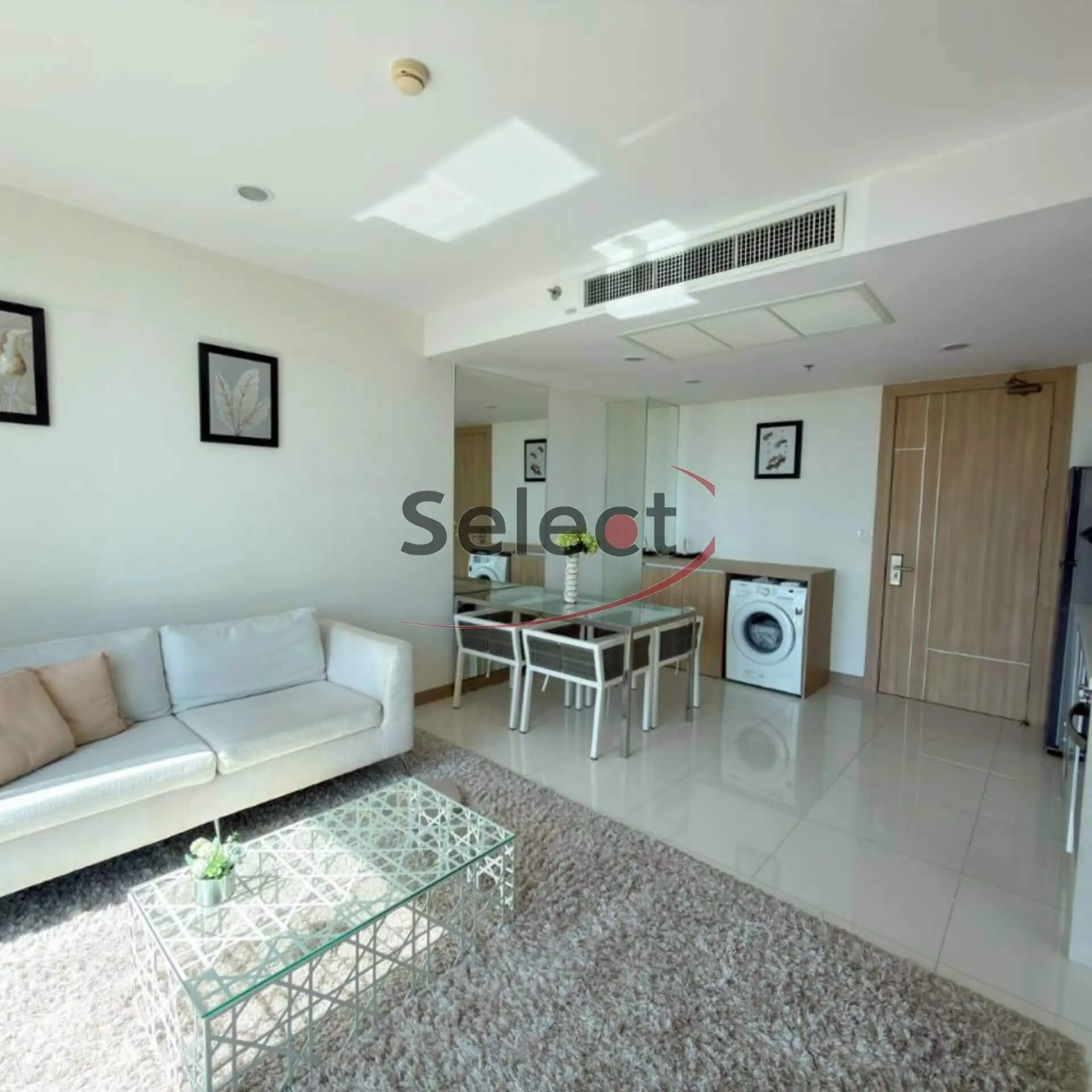 The Riviera Wongamat - High-Floor Luxury Living with Breathtaking Sea Views RS260181 - select property pattaya