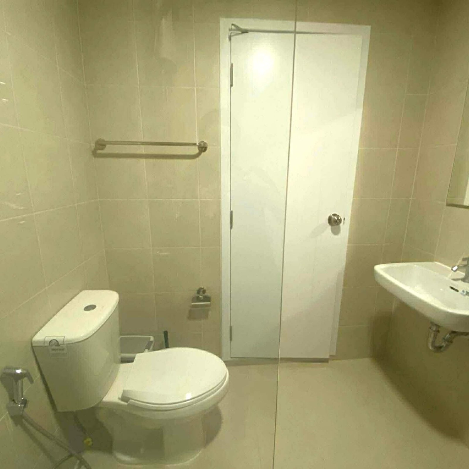 VAY Potisan – Modern 8th-Floor Studio with City & Partial Sea Views in North Pattaya RS260188 - select property pattaya