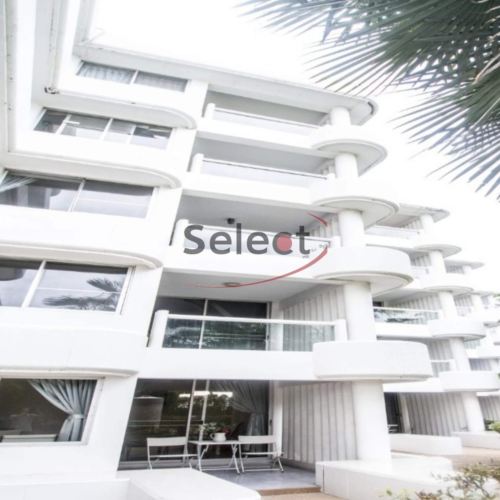 Villa Navin Jomtien – Iconic 150sqm Beachfront Residence with Infinite Renovation Potential SST2601166 - select property pattaya