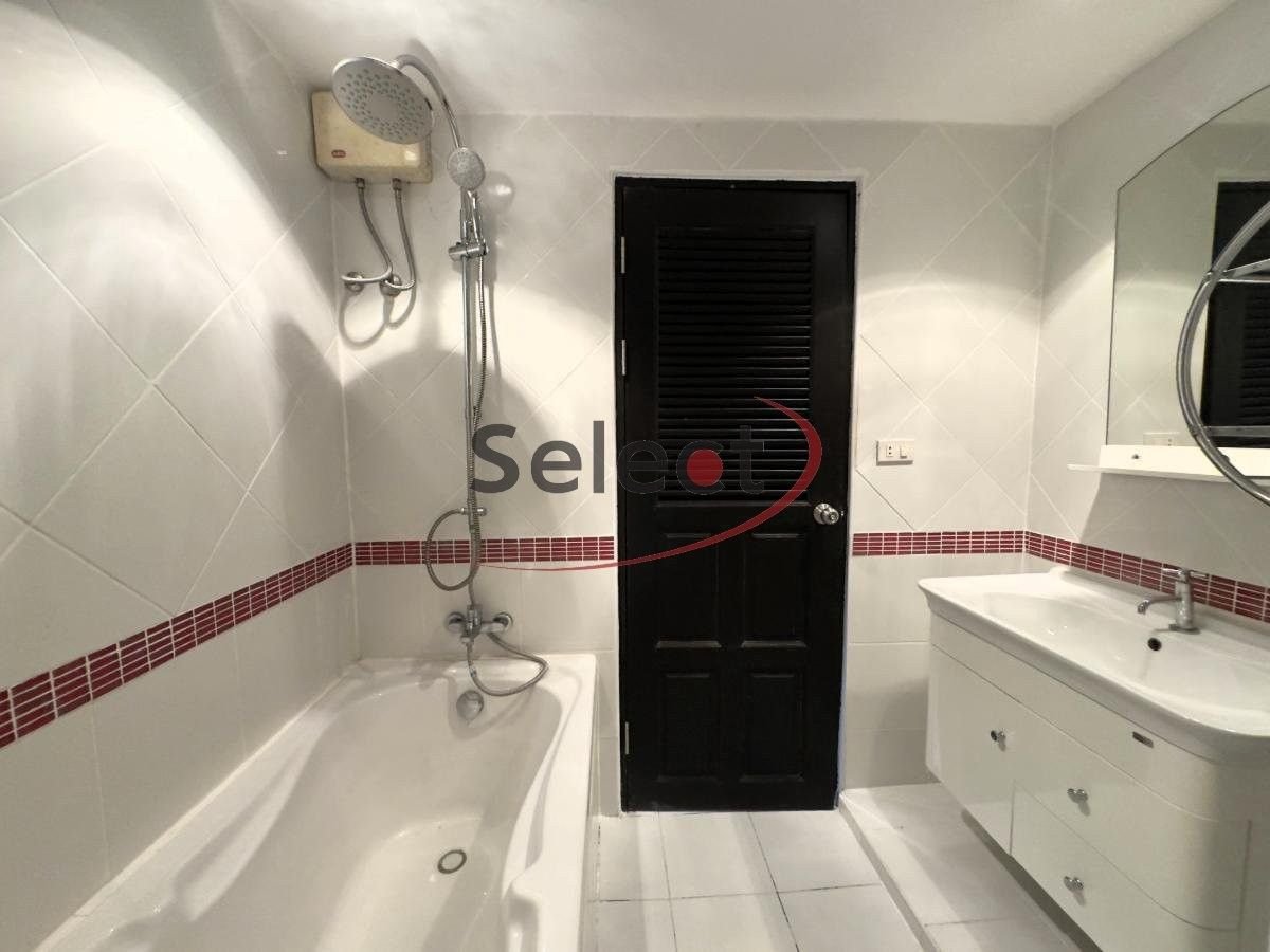 SCF2605433 Jomtien Beach Condo – 4th Floor City view (12) SCF2605433 Jomtien Beach Condo - 4th Floor City view