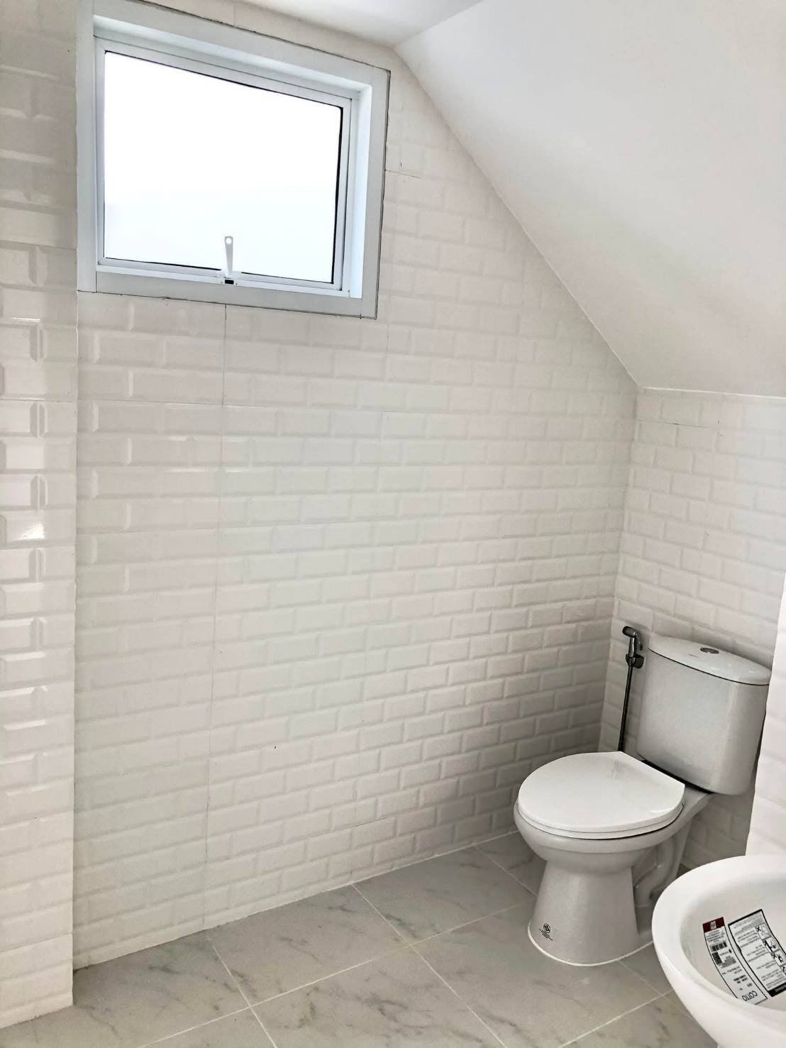 Exclusive 4-Bedroom Two-Storey Corner House in Soi Boon Samphan Pattaya (24) Exclusive 4-Bedroom Two-Storey Corner House in Soi Boon Samphan Pattaya -Nong Prue