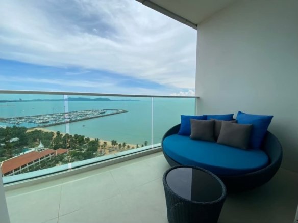 RS260701 Mövenpick White Sand Beach Na Jomtien