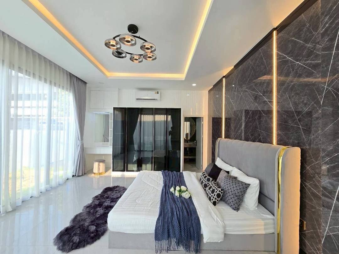 RS260702 Brand New Modern Pool House - Siam Country Club
