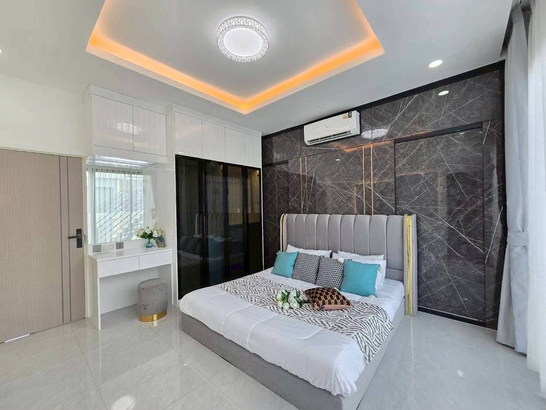 RS260702 Brand New Modern Pool House - Siam Country Club