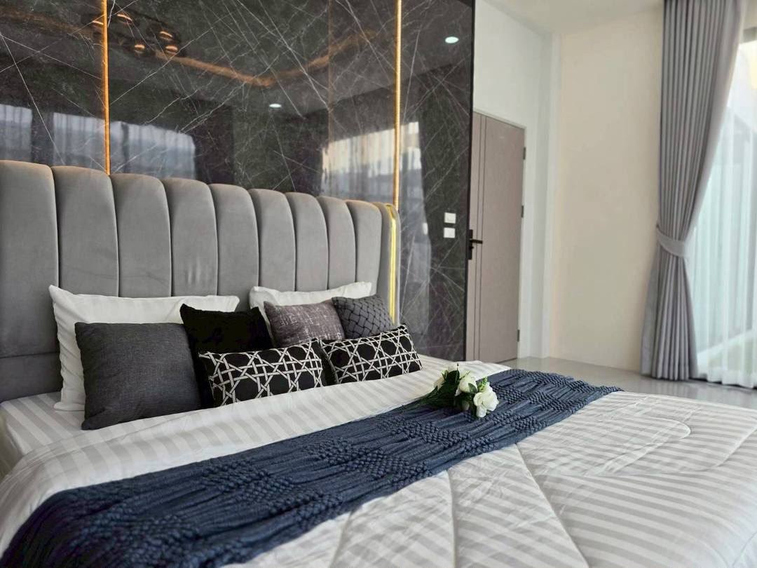 RS260702 Brand New Modern Pool House - Siam Country Club
