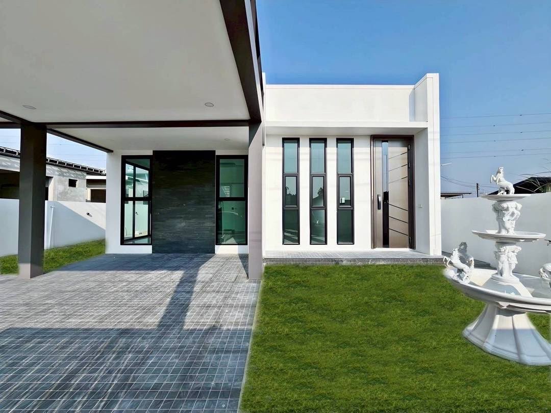 RS260702 Brand New Modern Pool House - Siam Country Club