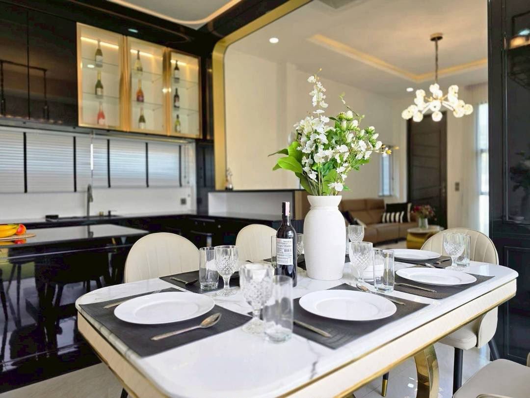RS260702 Brand New Modern Pool House - Siam Country Club