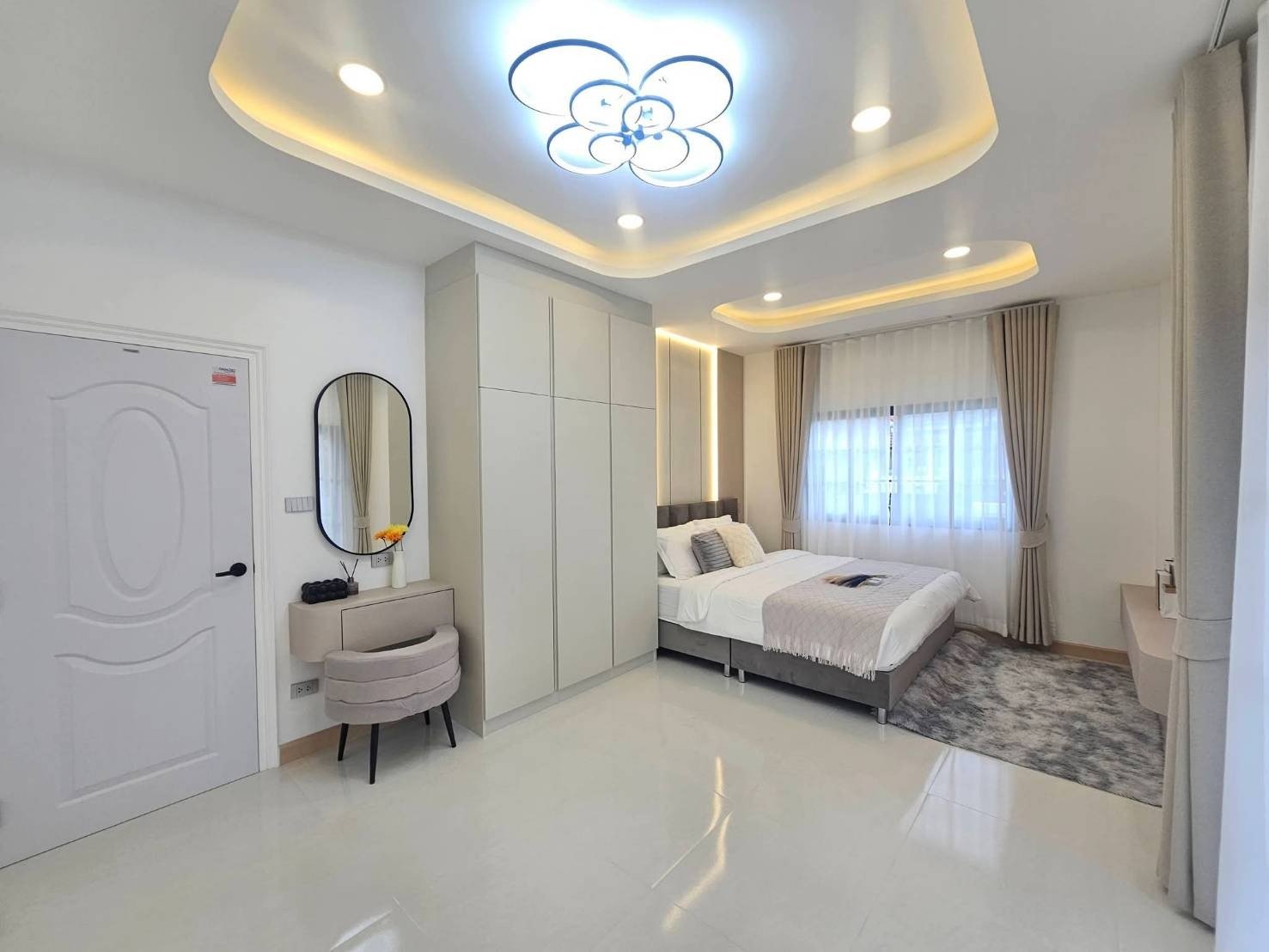 RS260703 Permsub Garden Home Newly Renovated Single House - Soi Siam Pattaya