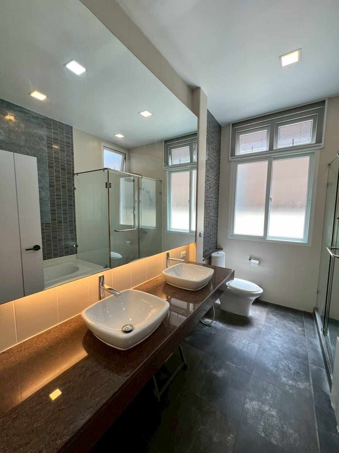 RS260706 Renovated 3-Bedroom House at Sirisa 16 Village Soi Siam Country Club