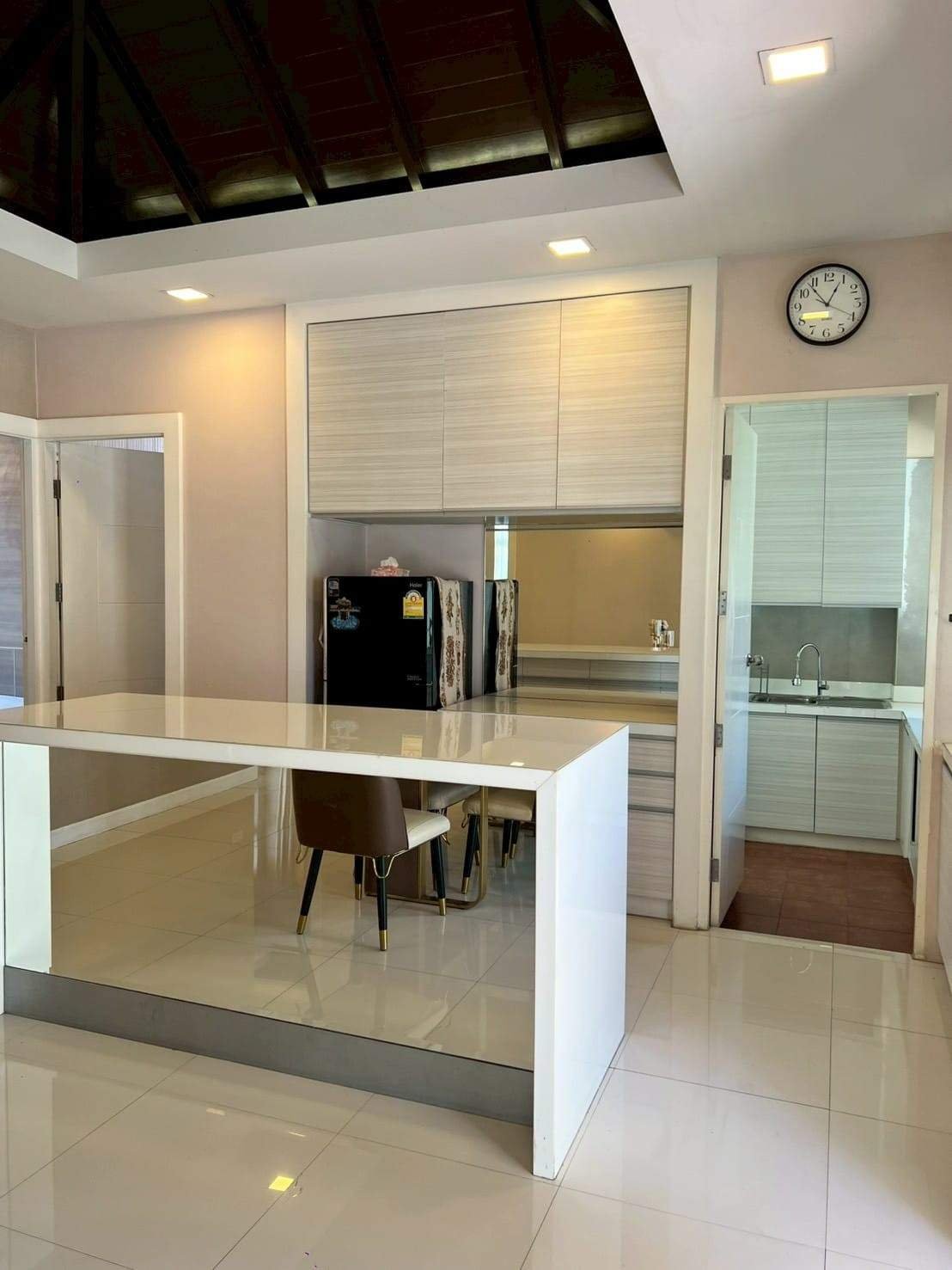 RS260706 Renovated 3-Bedroom House at Sirisa 16 Village Soi Siam Country Club