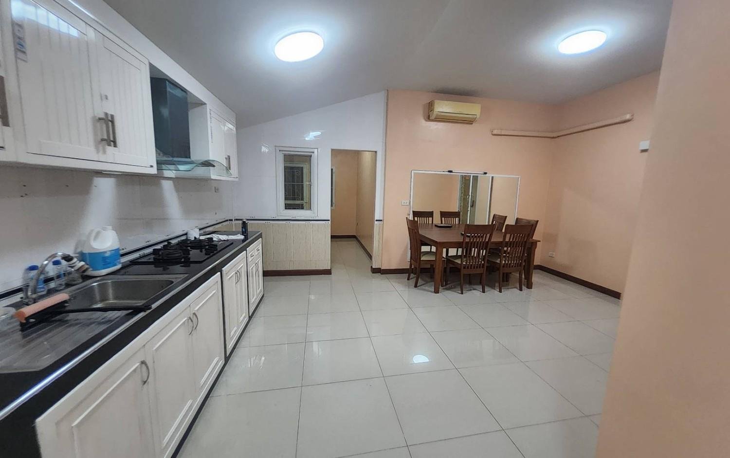 RS260707 Spacious 3-Bedroom Renovated House for Rent at Chokchai Village 10 Pattaya (19) RS260707 Spacious 3-Bedroom Renovated House for Rent at Chokchai Village 10 Pattaya