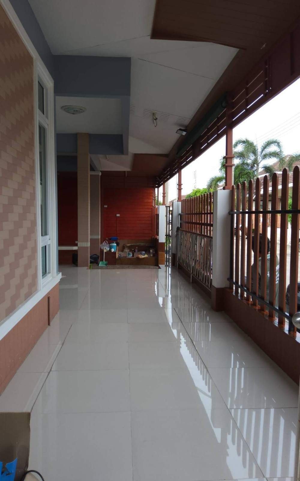 RS260707 Spacious 3-Bedroom Renovated House for Rent at Chokchai Village 10 Pattaya (5) RS260707 Spacious 3-Bedroom Renovated House for Rent at Chokchai Village 10 Pattaya