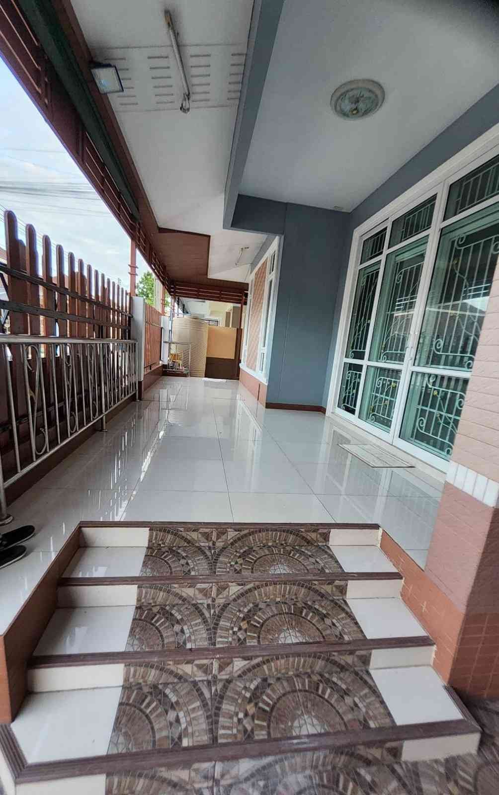 RS260707 Spacious 3-Bedroom Renovated House for Rent at Chokchai Village 10 Pattaya (6) RS260707 Spacious 3-Bedroom Renovated House for Rent at Chokchai Village 10 Pattaya
