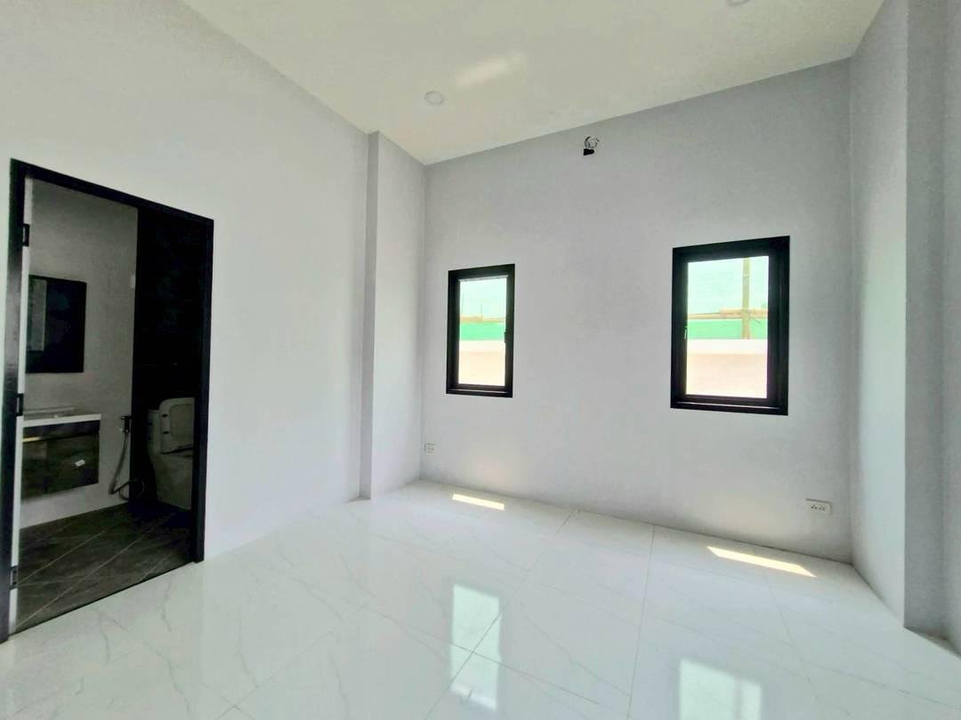SCF260709 Newly Built Single House corner Huay Yai - Soi Thung Klom Tan Man 25