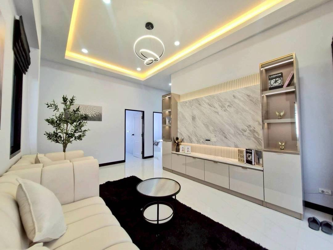 SCF260718 Newly Built 3-Bedroom Single House Near Motorway in Pattaya – Huay Yai (12) SCF260718 Newly Built 3-Bedroom Single House Near Motorway in Pattaya - Huay Yai
