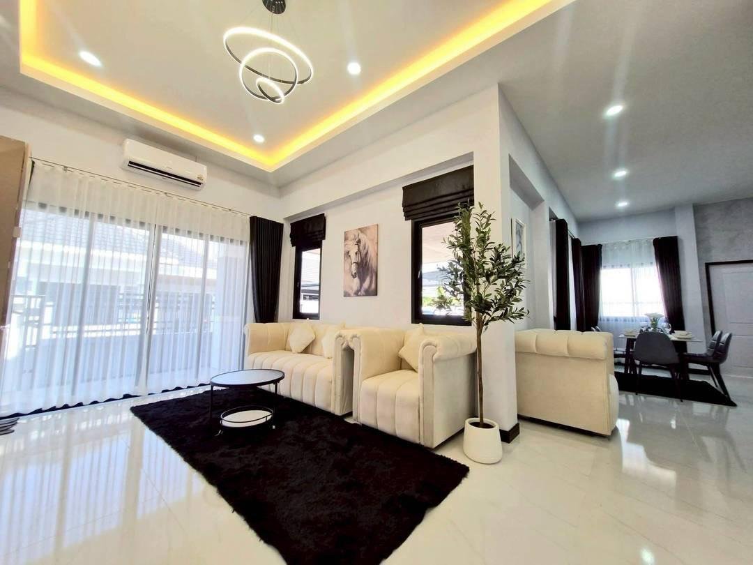 SCF260718 Newly Built 3-Bedroom Single House Near Motorway in Pattaya – Huay Yai (17) SCF260718 Newly Built 3-Bedroom Single House Near Motorway in Pattaya - Huay Yai