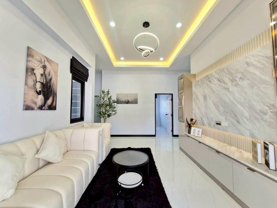 SCF260718 Newly Built 3-Bedroom Single House Near Motorway in Pattaya – Huay Yai (6) SCF260718 Newly Built 3-Bedroom Single House Near Motorway in Pattaya - Huay Yai