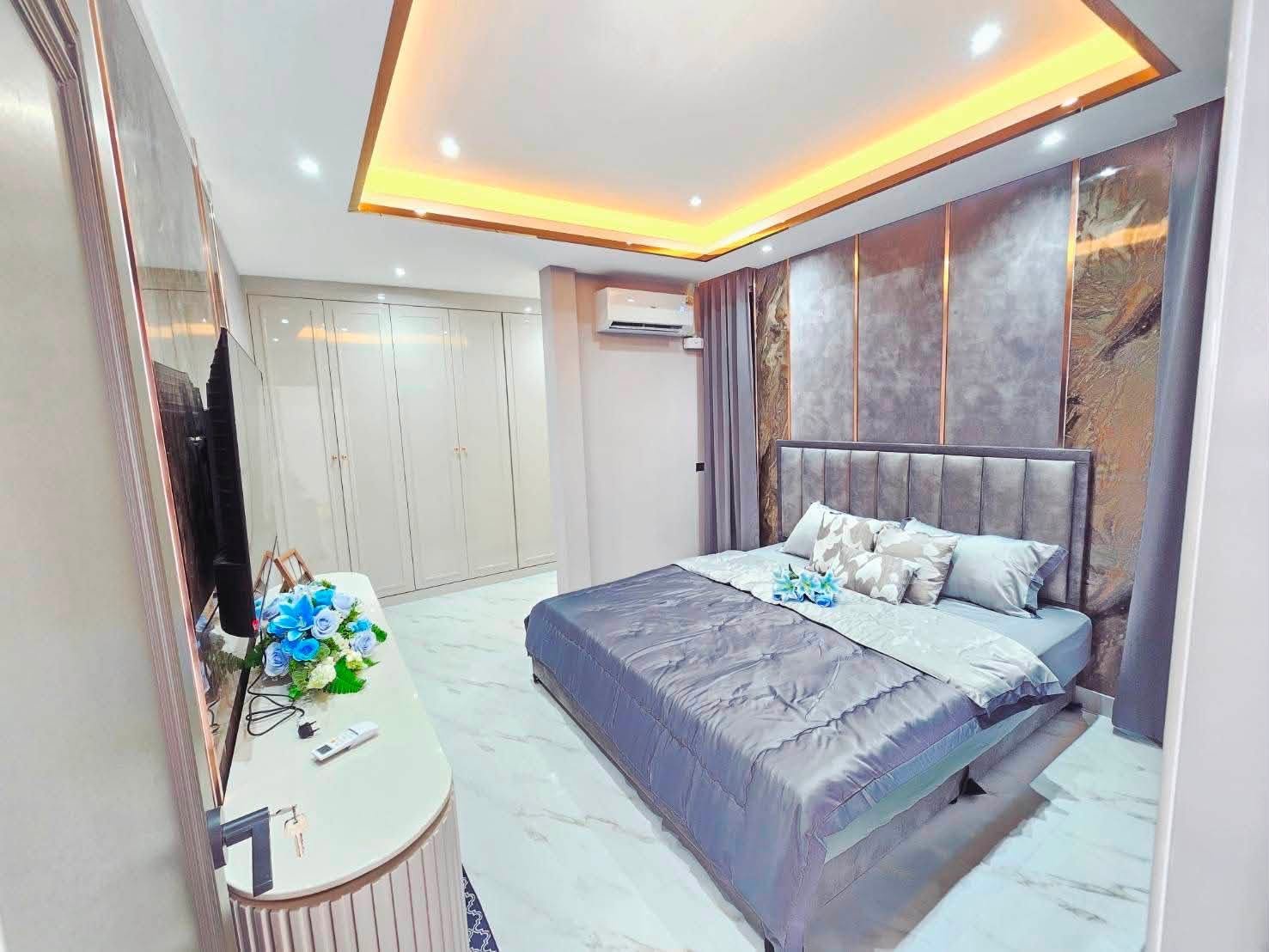 SCT260730 Central Park 2 Pattaya – Fully Furnished 4-Bedroom Luxury Pool Villa