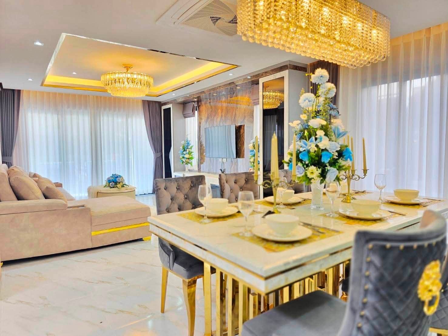 SCT260730 Central Park 2 Pattaya – Fully Furnished 4-Bedroom Luxury Pool Villa