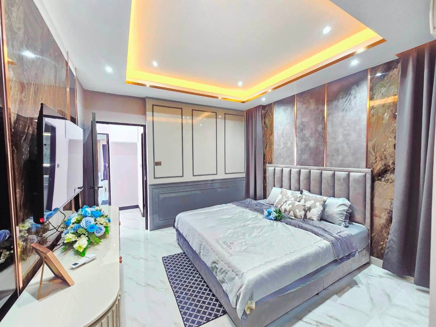 SCT260730 Central Park 2 Pattaya – Fully Furnished 4-Bedroom Luxury Pool Villa