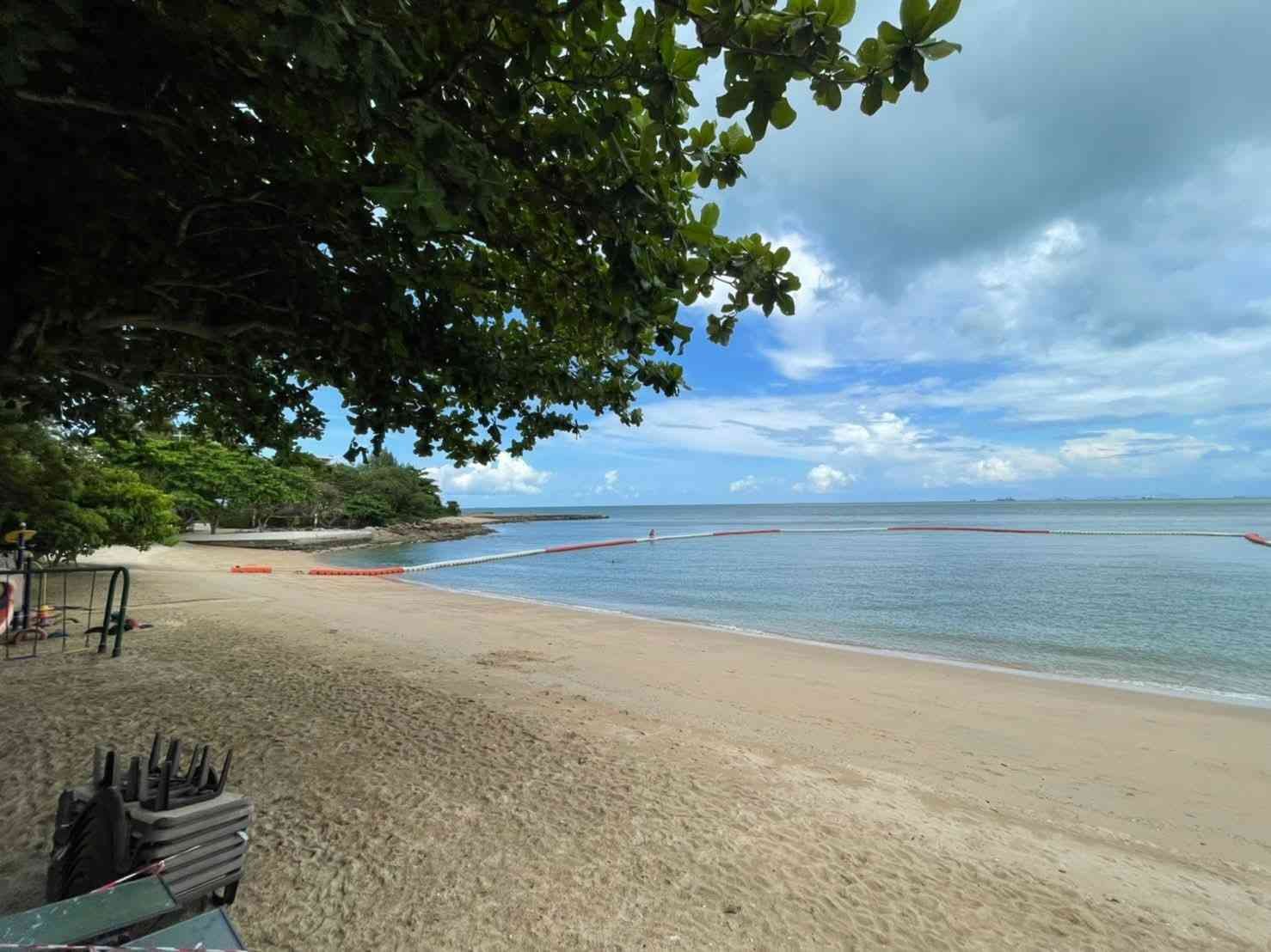SRST260746 Exclusive Beachfront Luxury Villa on Wongamat Beach Next to Sanctuary of Truth