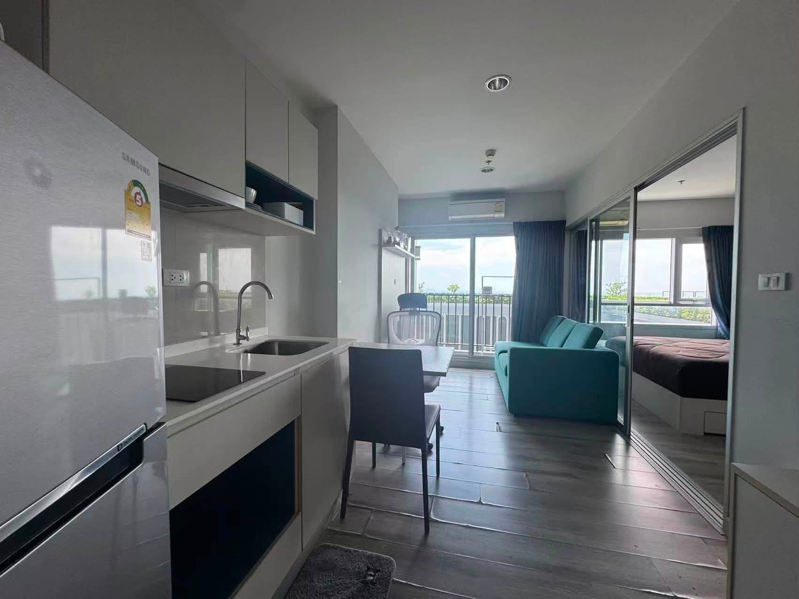 SST260735 Centric Seas Pattaya 2nd Rd - 18th Floor Buliding A Combined City & Sea View