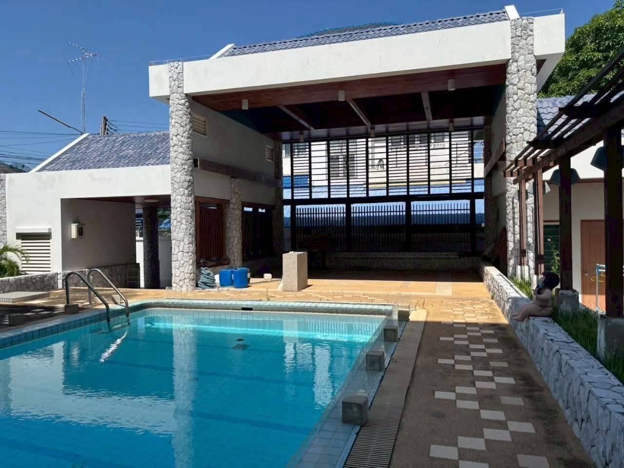 SST260736 Luxury 4-Story Ocean View Pool Villa for Sale - Near Chonlamarkwithi Bridge