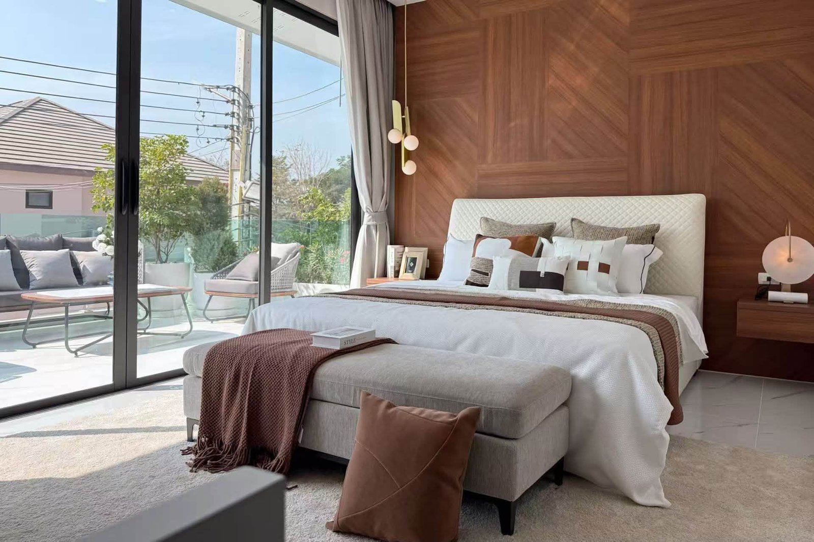 The Lake Huay-Yai – Luxury 5-Bedroom Pool Villa at Special Promotion Price (3) The Lake Huay-Yai – Luxury 5-Bedroom Pool Villa at Special Promotion Price
