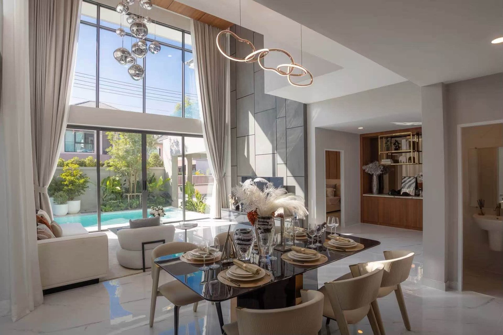 The Lake Huay-Yai – Luxury 5-Bedroom Pool Villa at Special Promotion Price (4) The Lake Huay-Yai – Luxury 5-Bedroom Pool Villa at Special Promotion Price