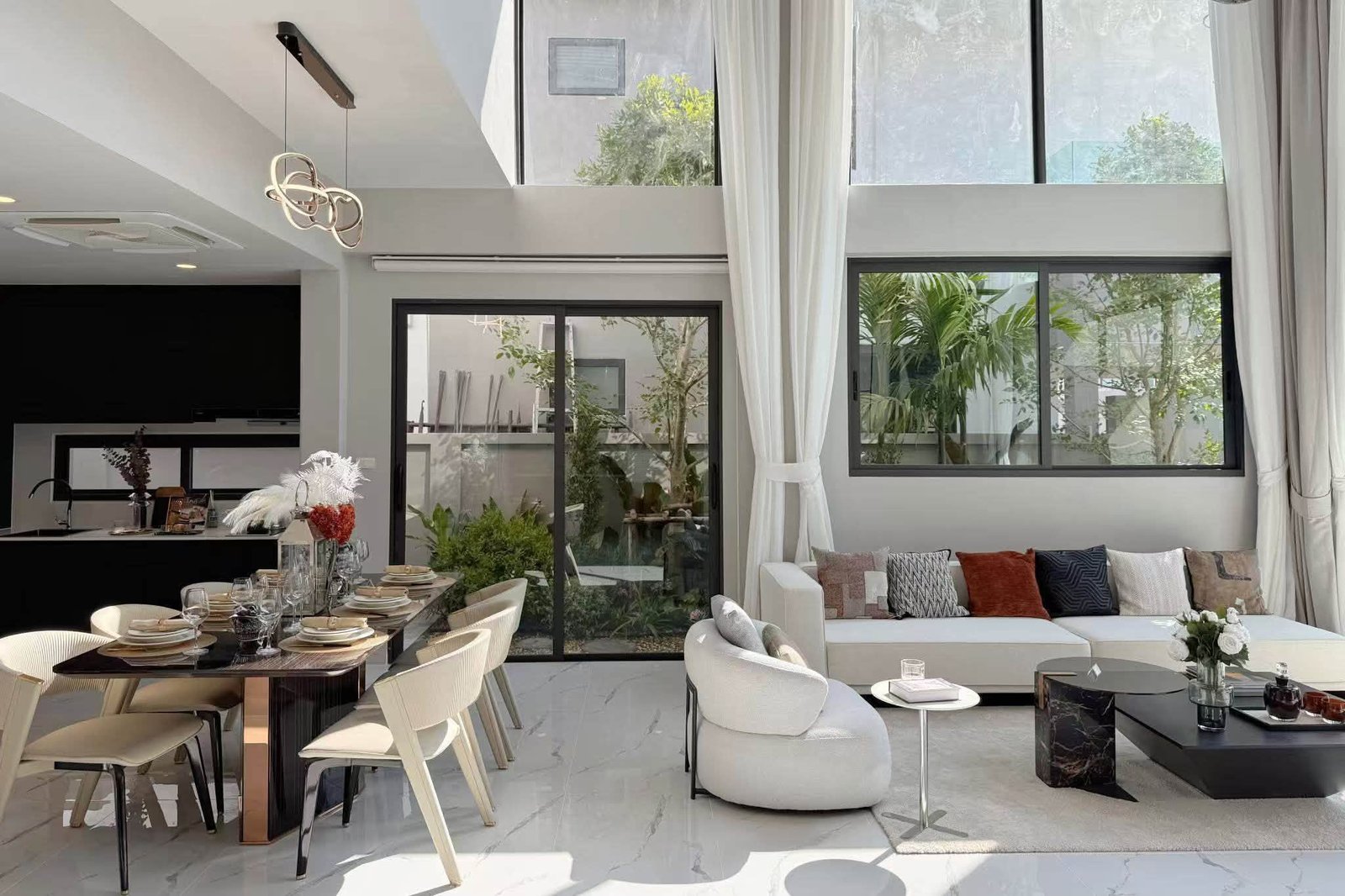 The Lake Huay-Yai – Luxury 5-Bedroom Pool Villa at Special Promotion Price (6) The Lake Huay-Yai – Luxury 5-Bedroom Pool Villa at Special Promotion Price