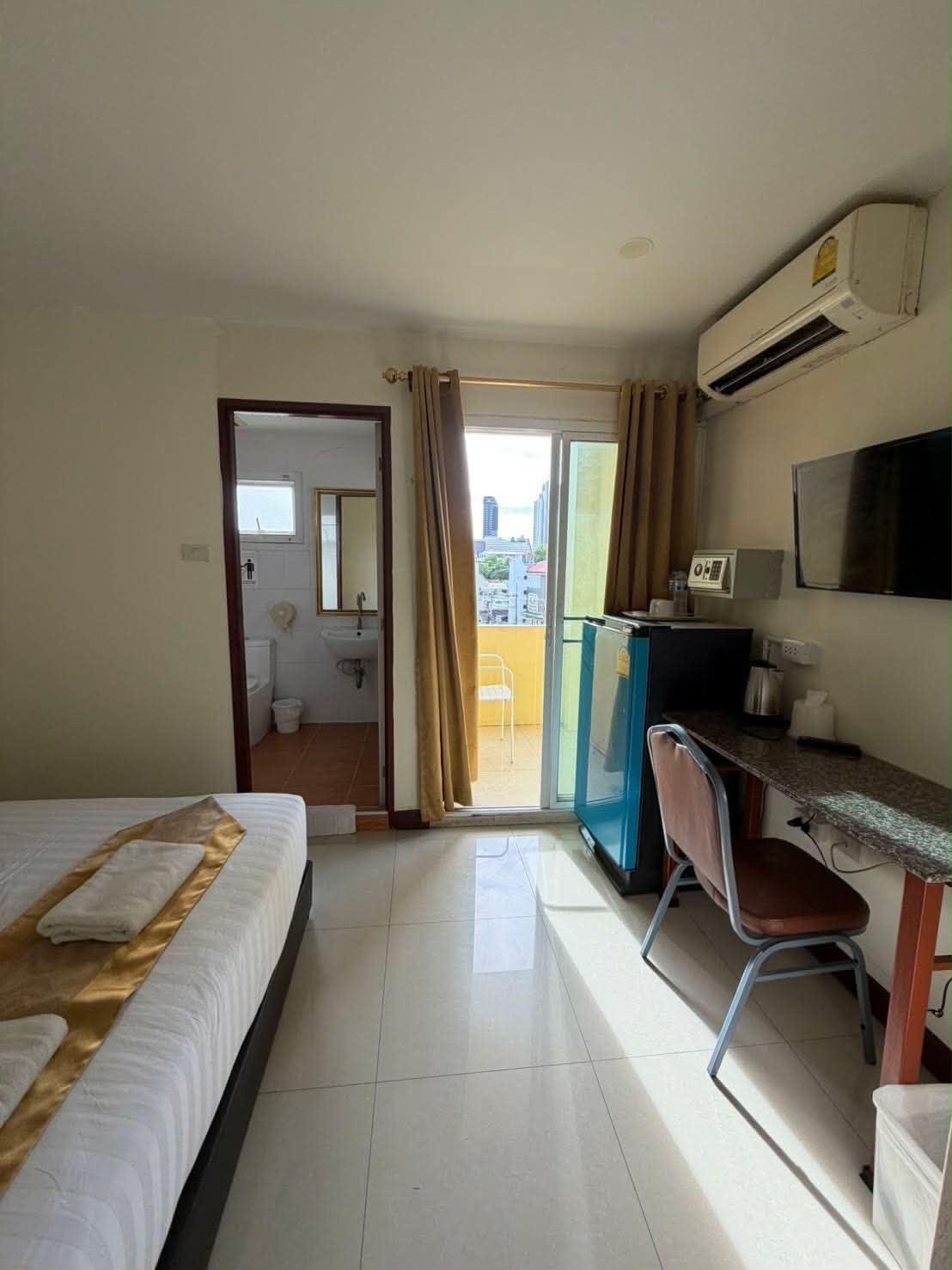 BFS260802 Hotel Commercial Lease with License 24-Room on Pattaya 3rd Road