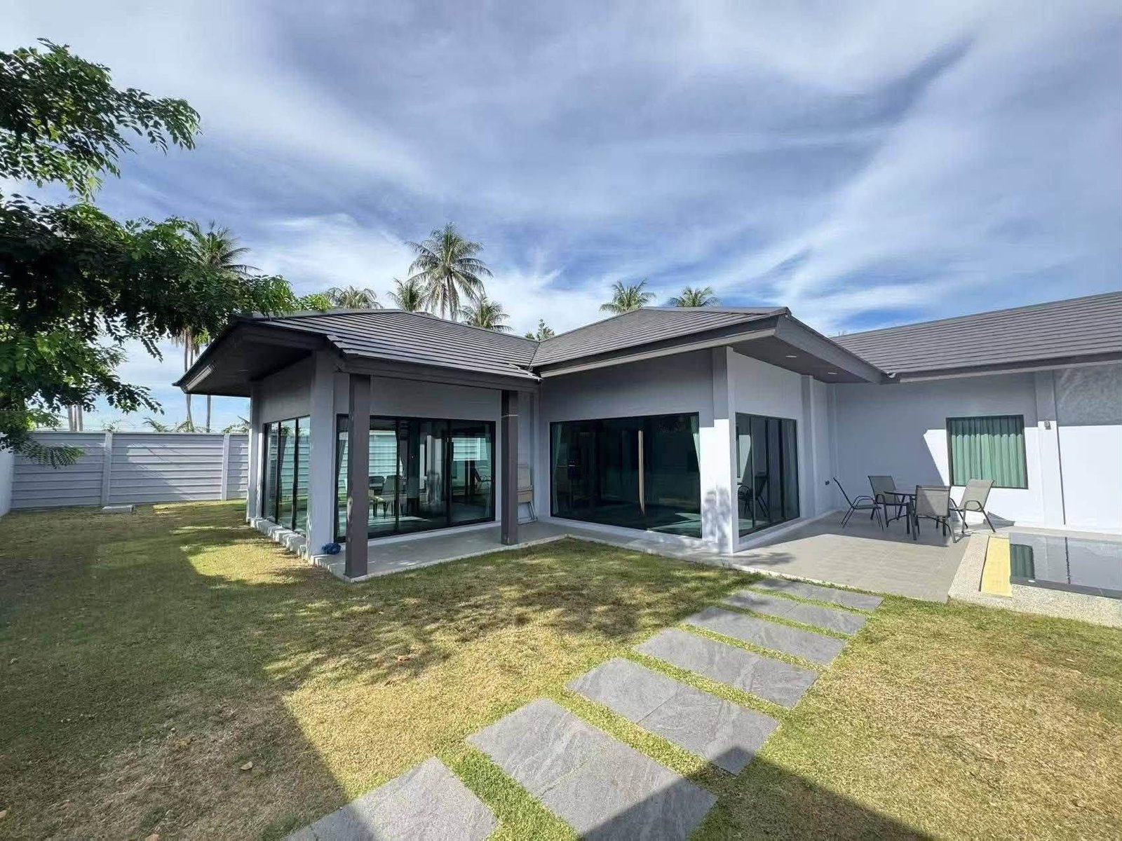 RS260803 Baan Pattaya 6 Luxury Pool Villa – Huay Yai (1) RS260803 Baan Pattaya 6 Luxury Pool Villa - Huay Yai