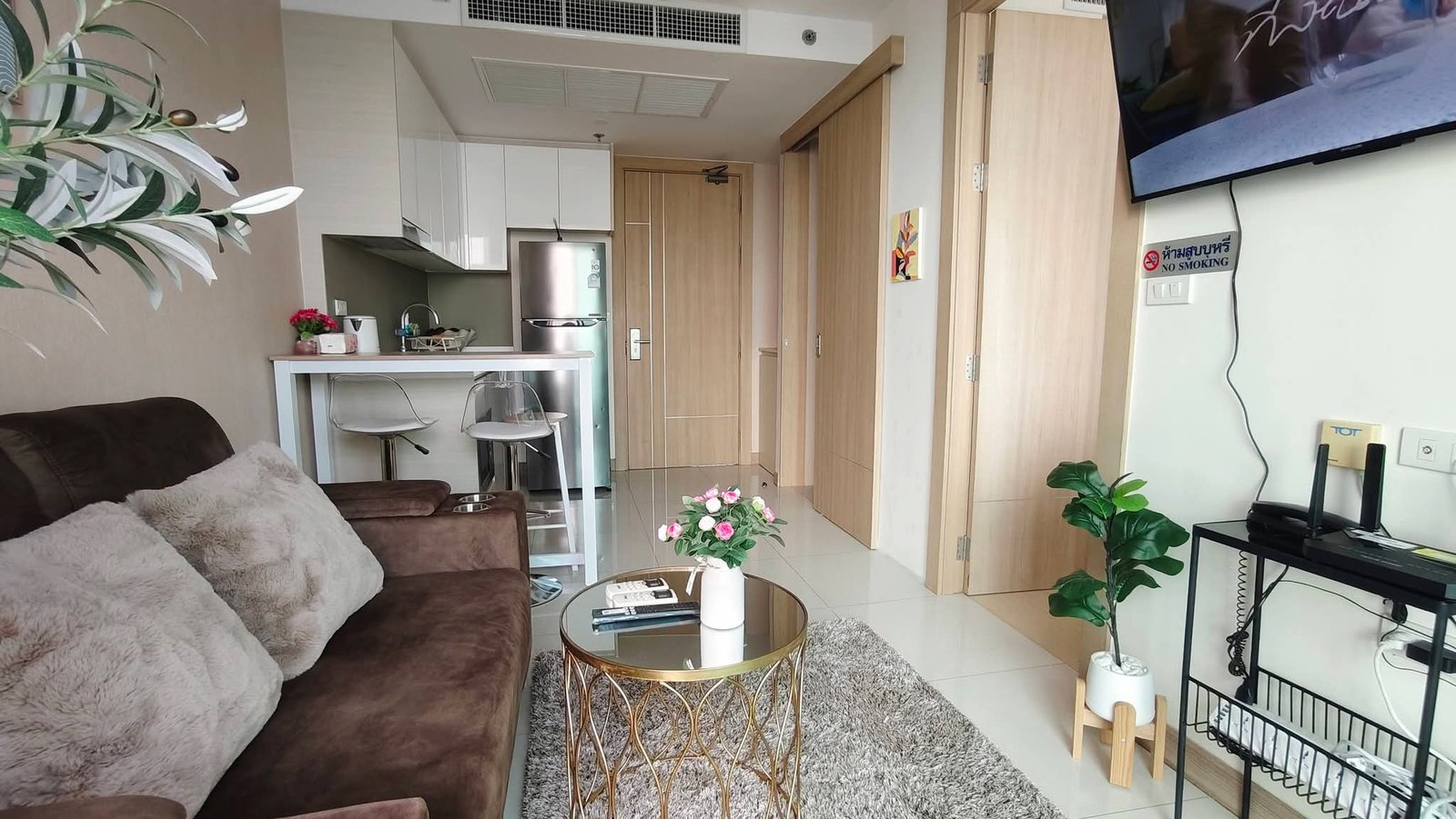 RS260811 Riviera Jomtien Condo - 28th floor Sea View & City View