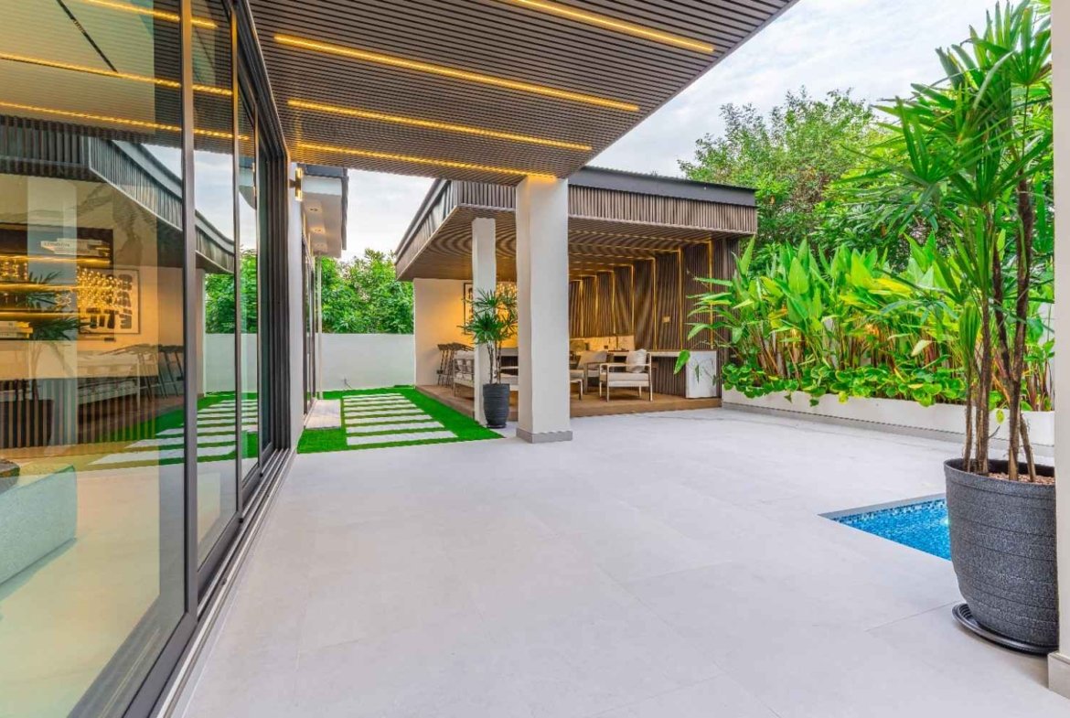 1170