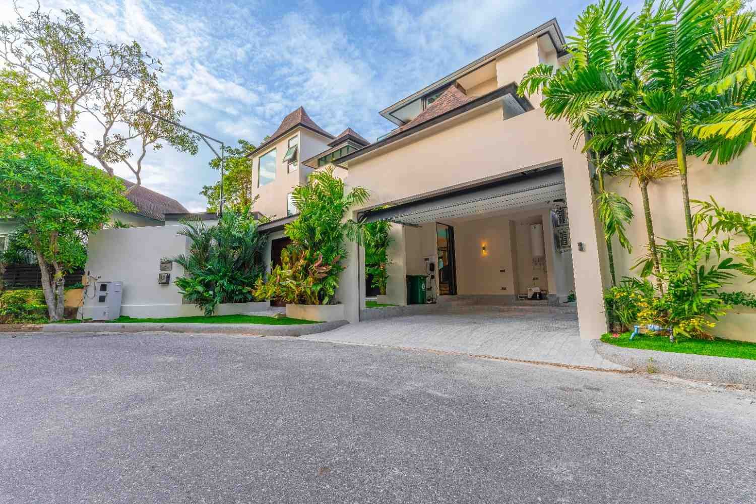 SCT260805 Nagawari 18 (4) SCT260805 Nagawari 18 : Luxury 3-Storey Modern Pool Villas - Na Jomtien 6