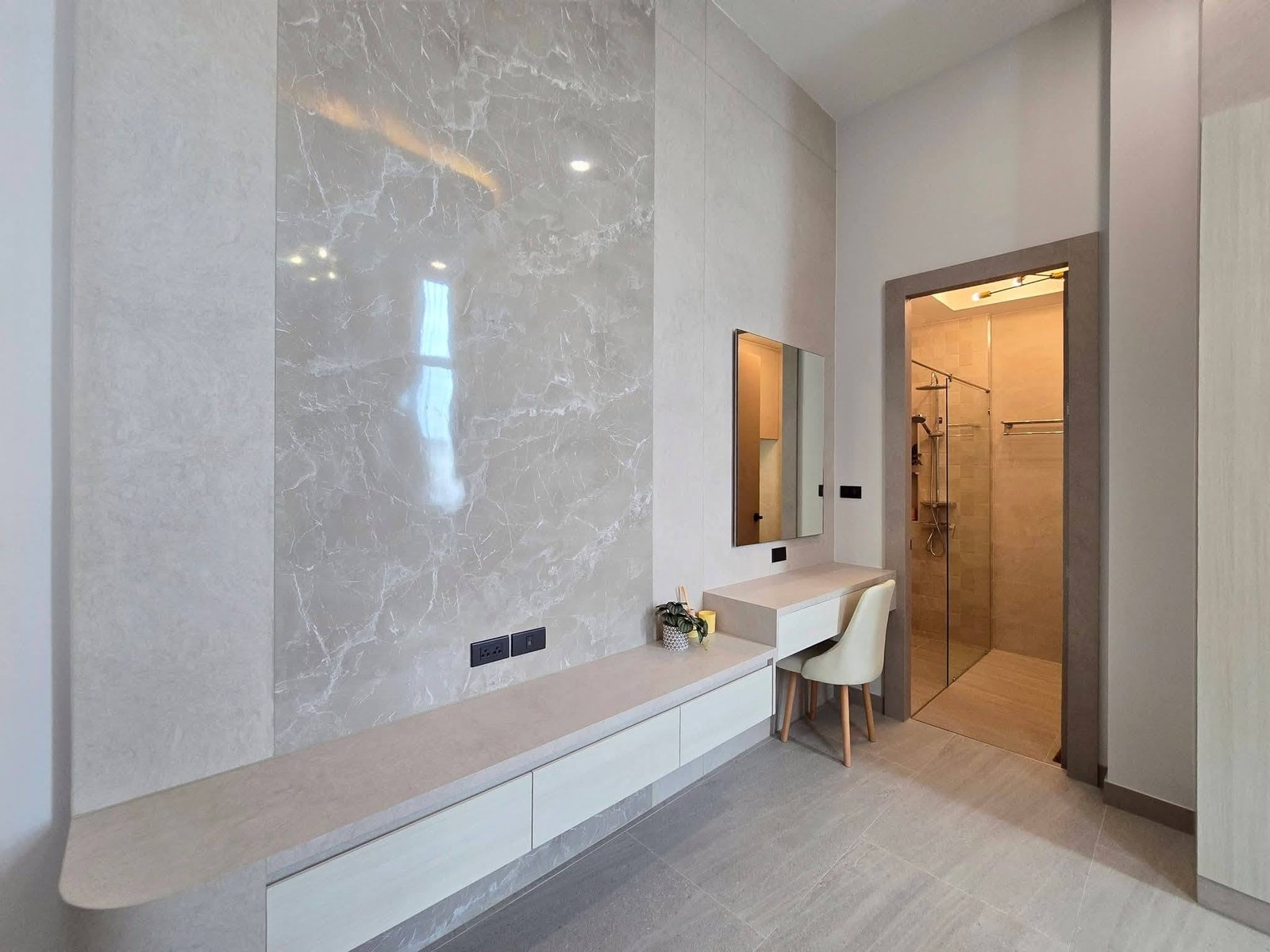 SCT260808 Luxury Brand New 4-Bedroom Pool Villa – Soi Chaiyaphon Withi 22 (13) SCT260808 Luxury Brand New 4-Bedroom Pool Villa - Soi Chaiyaphon Withi 22