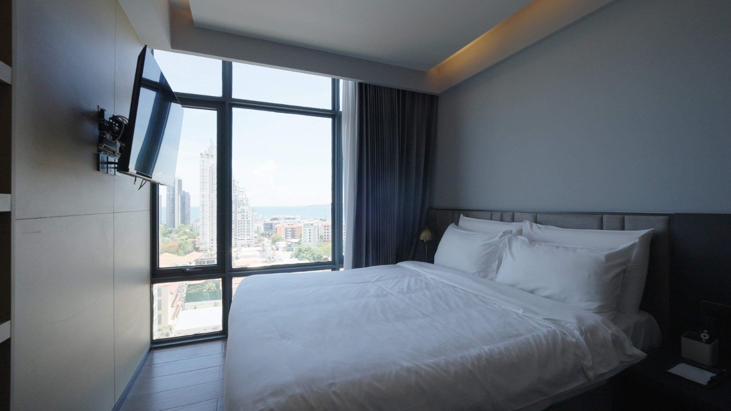Beverly Mountain Bay pattaya
