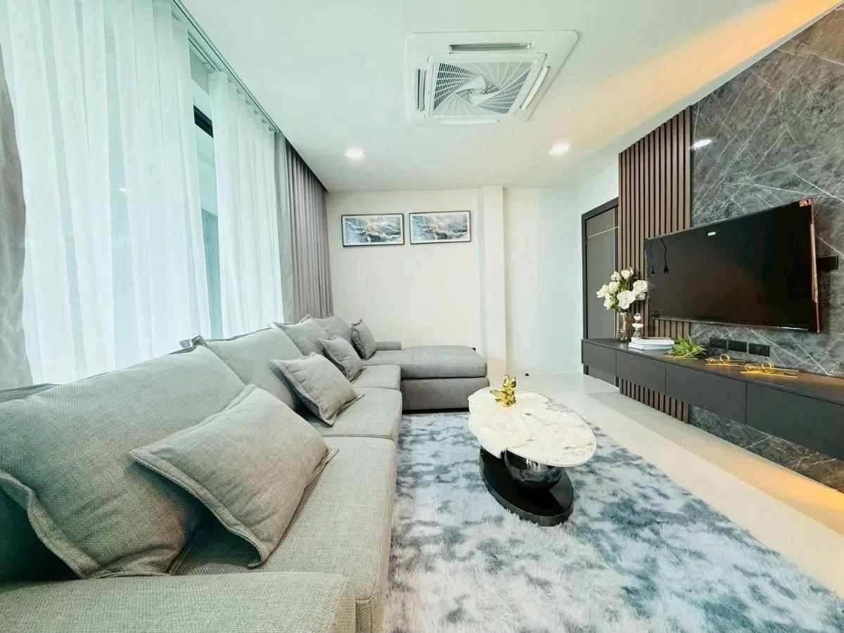 RC260913 Luxury Private Pool Villa for Rent in Jomtien (37) RC260913 Luxury Private Pool Villa for Rent in Jomtien