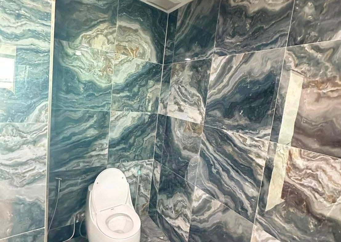 1108