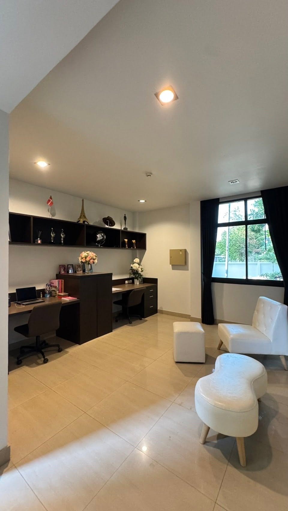 SSC260919 Luxury 8-Bedroom Modern Contemporary Estate in Khao Talo, Pattaya