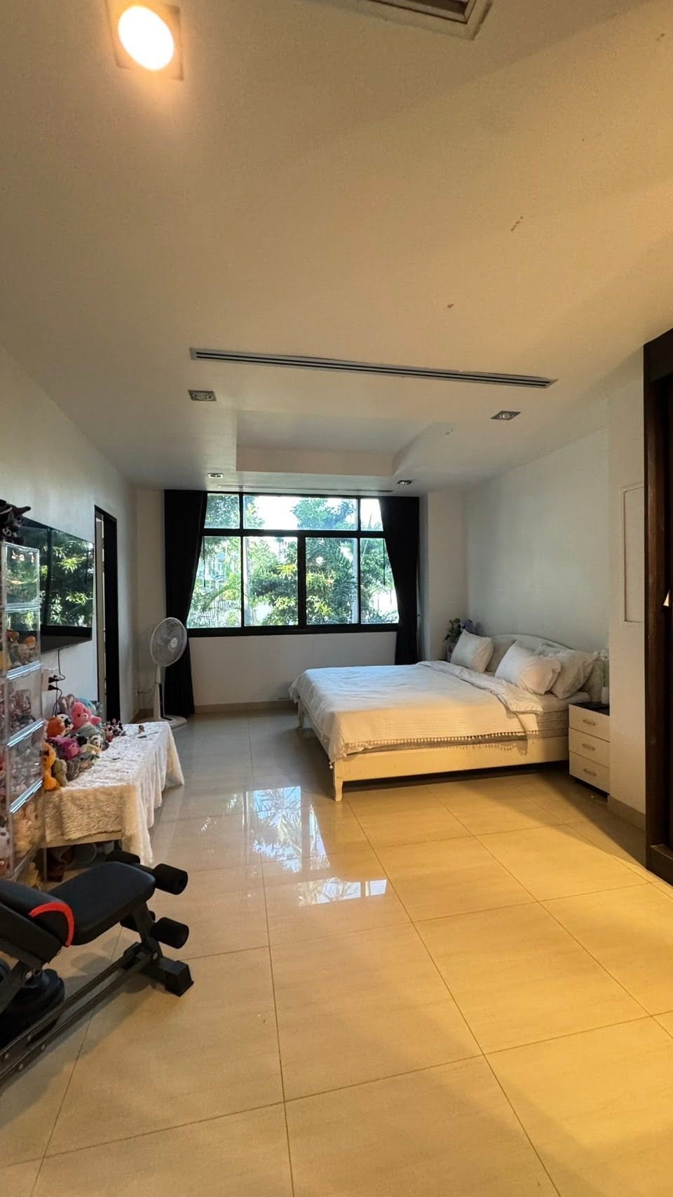 SSC260919 Luxury 8-Bedroom Modern Contemporary Estate in Khao Talo, Pattaya